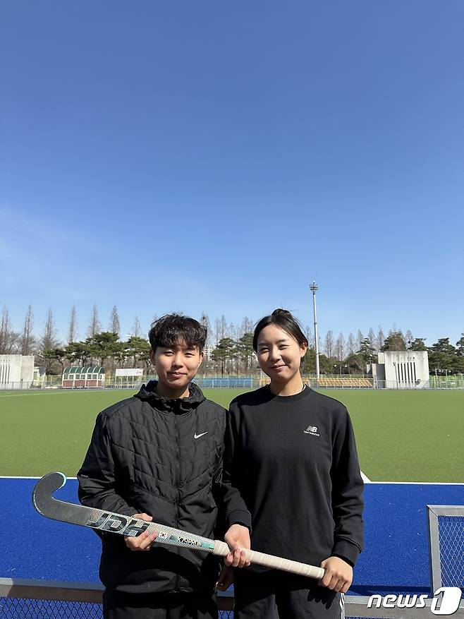 대구과학대 레저스포츠과 신입생 오지은·오지현씨. (한국전문대학교육협의회 제공)