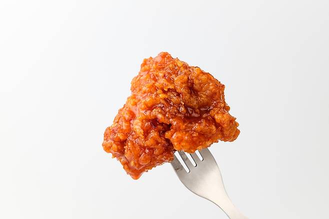 교촌이 쏘아올린 치킨 '가격 인상'…Bhc·Bbq는? | 머니모니