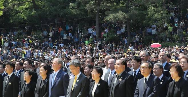 2019년 5월23일 오후 경남 김해 봉하마을에서  노무현 전 대통령 서거 10주기 추모식이 열렸다. [이미지출처=연합뉴스]