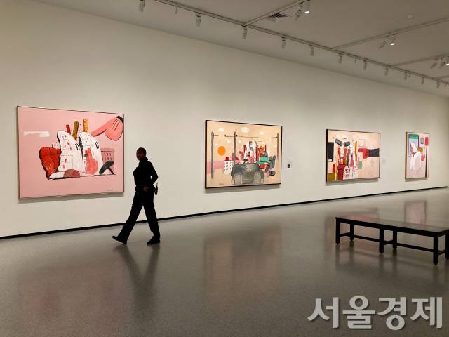 필립 거스통의 대규모 회고전 ‘Philip Guston Now’가 미국 워싱턴 국립미술관(National Gallery of Art)에서 열리고 있다.