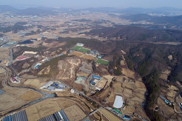 용인 SK하이닉스 차세대 반도체 공장 부지 전경.