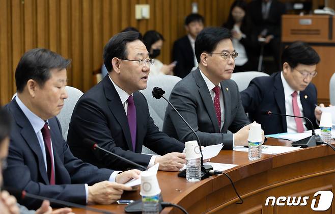 주호영 국민의힘 원내대표가 28일 오전 서울 여의도 국회에서 열린 원내대책회의에서 발언을 하고 있다. 2023.3.28/뉴스1 ⓒ News1 이재명 기자