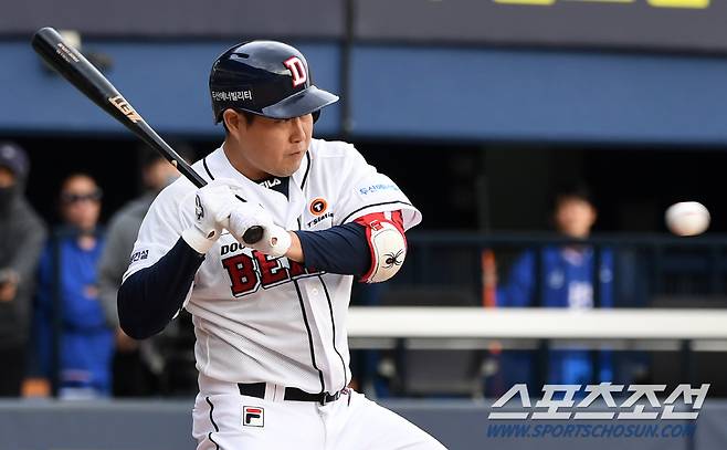 큰거 한방을 노렸지만 결과는 2루 뜬공