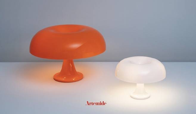 ‘경수진 조명’으로 유명해진 아르떼미데 램프. [사진 출처 = 아르떼미데]