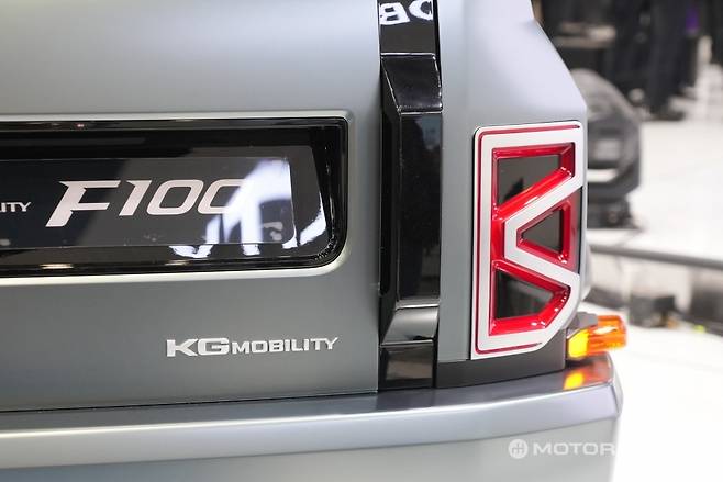 KG F100 콘셉트