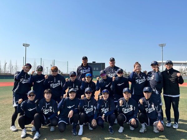 한국 여자 소프트볼 대표팀. 사진┃대한야구소프트볼협회 제공