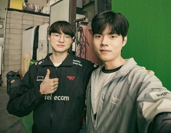 데뷔 10주년을 맞은 페이커(이상혁,왼쪽)와 데프트(김혁규) (제공=LCK)