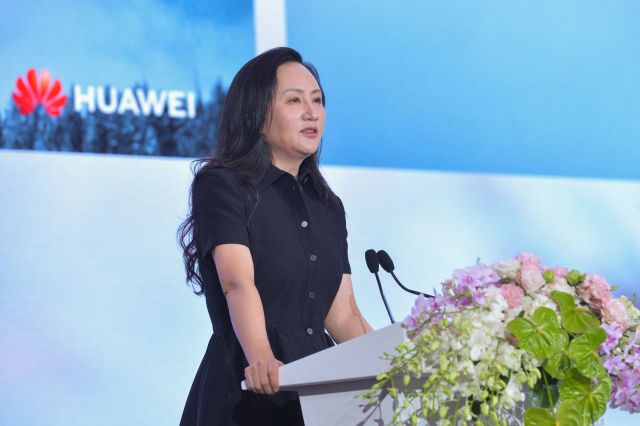 중국 최대 통신장비업체 화웨이의 멍완저우 부회장이 31일 광둥성 선전 본사에서 2022년 경영 실적을 발표하고 있다. AFP연합뉴스
