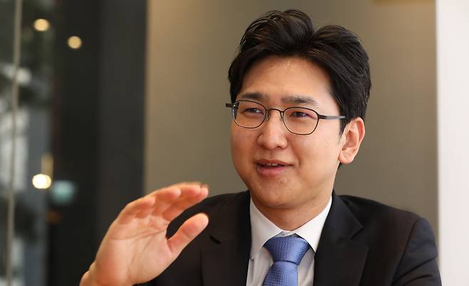 '부동산을 공부할 결심'의 저자인 배문성  이스트스프링자산운용 코리아 애널리스트./이명원 기자