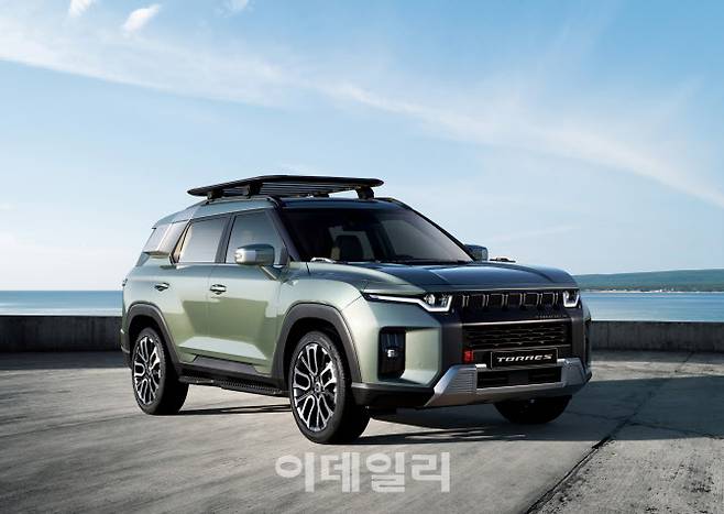 KG 모빌리티 중형 SUV 토레스.(사진=KG 모빌리티.)