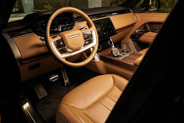 레인지로버 오토바이오그라피 LWB