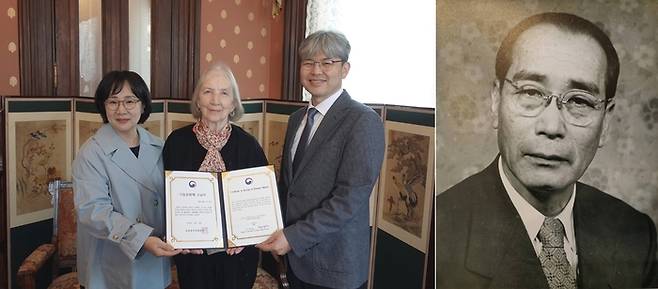 지난 달 28일 미국 워싱턴에서 열린 기증서 전달식 장면. 기증자인 게일 허 여사(가운데)와 이애령 국립광주박물관장(왼쪽), 강임산 국외소재문화재재단 미국사무소장. 오른쪽은 고 허민수 선생. 국외소재문화재재단 제공