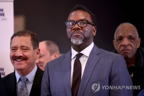 브랜든 존슨 미국 시카고 시장 당선자 [시카고 AFP=연합뉴스]