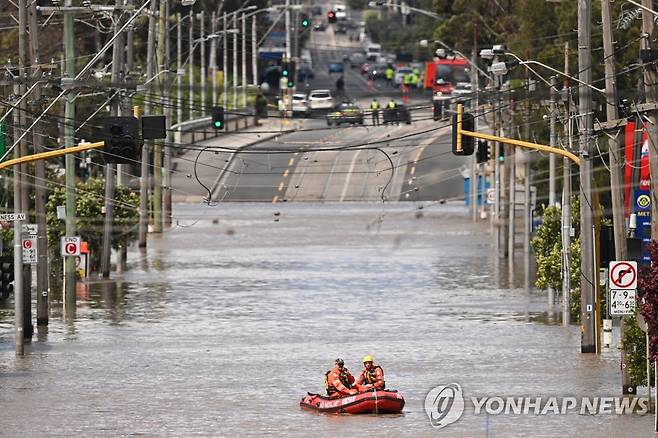 호주 멜버른의 홍수 피해 현장  (EPA=연합뉴스)