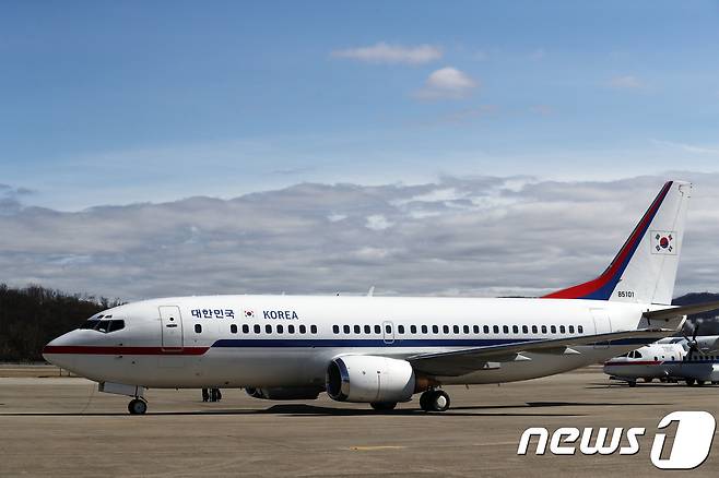 공군 2호기. 2018.3.5/뉴스1 ⓒ News1 오대일 기자