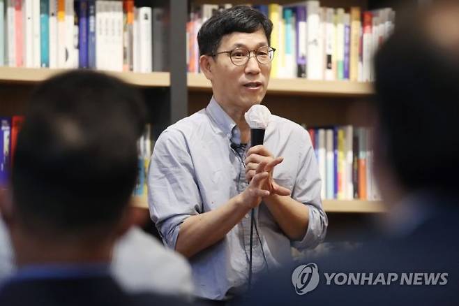 진중권 광운대 교수 [이미지출처=연합뉴스]