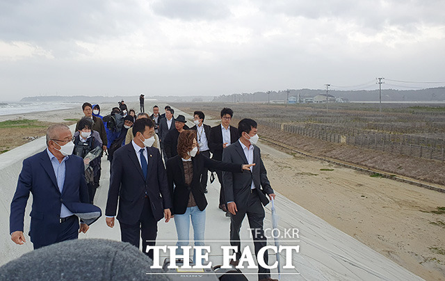 일본 후쿠시마 원전 오염현장 둘러보는 민주당 후쿠시마 오염수 대책단.