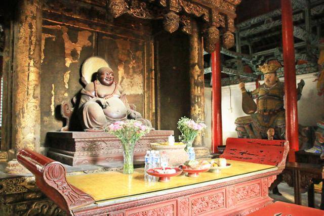 백마사 천왕전의 미륵불. ⓒ최종명