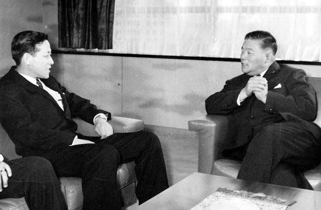 한·일 국교정상화 협상 당시의 김종필과 오히라 마사요시. 세계일보 자료사진