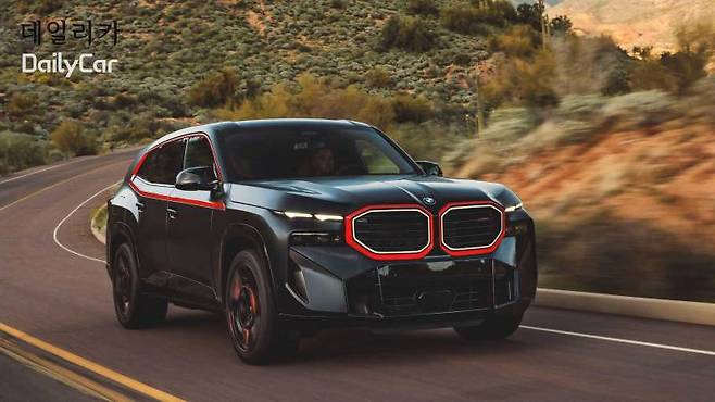 BMW, XM 라벨 레드