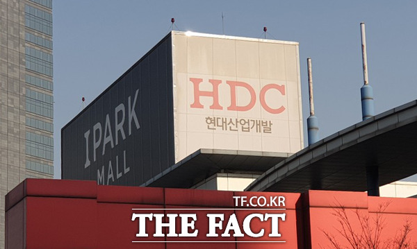 HDC현대산업개발이 2년 연속 실적 부진을 겪고 있다. 지난해 1월 외벽 붕괴사고가 발생한 광주화정아이파크에 대한 수습 비용이 반영된 영향이다. /더팩트 DB