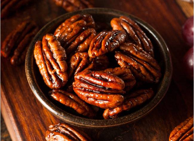 피칸에 설탕을 버무려 만든 캔디드 너츠. [Gettyimage]