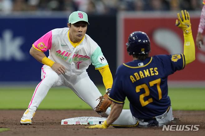 [샌디에이고=AP/뉴시스] 메이저리그(MLB) 샌디에이고 파드리스의 김하성. 2023.04.15