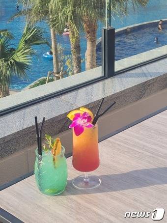 시그니처 칵테일 류큐 모히토, 나시로 선셋 ⓒ News1