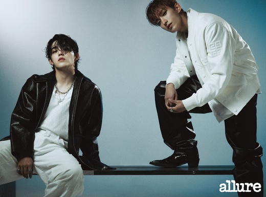 Group Seventeen member S.Coups and DK announced their all-time album ahead of their comeback.On the 18th, fashion lifestyle magazine Allure Korea unveiled Seventeen S.Coups and DKs pictorials, revealing a chic yet mature charisma in the picture.In an interview, S.Coups said, I wanted to catch both rabbits when asked about the mini 10th album FML and related double title songs (F * ck My Life and Son Goku).We have the music we want to do and the message we want to convey, so both songs have been strongly pushed to the title. Its the best Seventeen Performance of all time, the best Seventeen Album of all time. I didnt miss a thing about visuals, performance and sound, DK said of the Mini 10 album, raising expectations.S.Coups also said, This is the first time we have focused on the group itself, Seventeen. The whole process was a challenge. Lets do what we want to do.I think it will be the most memorable album after a long time. 