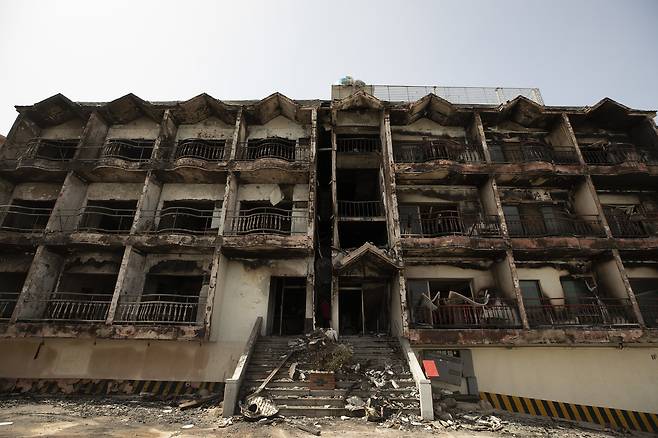 4월12일 오전 강원도 강릉시 안현동의 한 펜션. 4월11일 오전 화재로 전소되었다. ⓒ시사IN 이명익