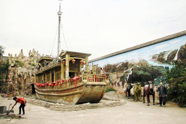 강백만장원에 전시된 상선 지휘함. ⓒ최종명