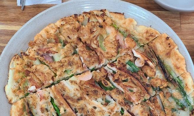 옛가칼국수 파전