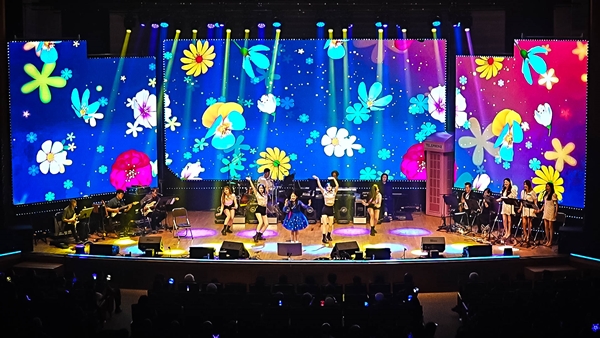▲ 22일 첫 콘서트 '꽃구경'을 화려하게 펼친 김태연. 제공|톱스타엔터테인먼트