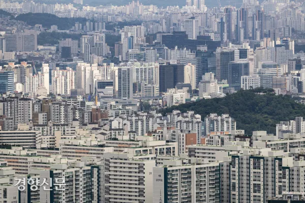 서울 용산구 일대 아파트 단지 모습. 경향신문 자료사진