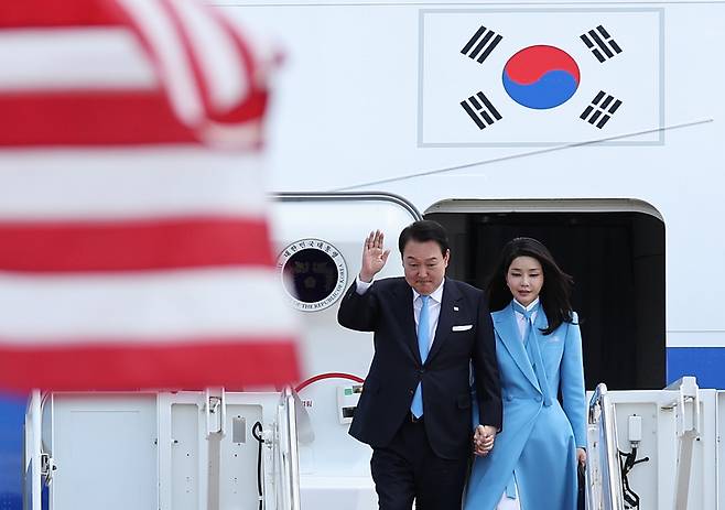 미국을 국빈 방문 중인 윤석열 대통령과 김건희 여사. / 사진 = 연합뉴스