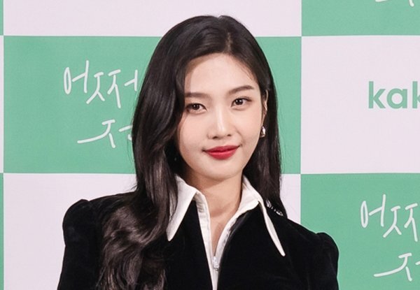 As a result of Donga dot com coverage, Joy will be absent from the recording of  ⁇ Animal Farm ⁇  on this day, and the production team has given opinions with disjoint in mind.As a result,  ⁇ Animal Farm ⁇ s production team is debating between a temporary disjoint and a full disjoint, as Joy is in good health and there is a possibility of a full disjoint, since there is no guarantee that Joy will return anytime soon.Animal Farm ⁇ Joy vacancies are operated on a temporary basis for the time being.Previously, SM Entertainment announced the announcement of the suspension of Joy activities through the official statement.SM Entertainment said Joy recently visited the hospital at the Condition Nanj ⁇  Station and received medical advice that she needed treatment and stabilization through counseling and screening. Joy said she plans to take a break from the schedule for a while and try to recover the condition.In the meantime, we will do our best so that Joy can meet with his fans again in a healthy way. We will tell Joy as soon as Joys resumption of activities is decided.