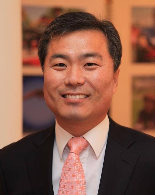 카자흐 첫 한인 친선대사로 임명된 김상욱 고려문화원장 [고려문화원 제공]