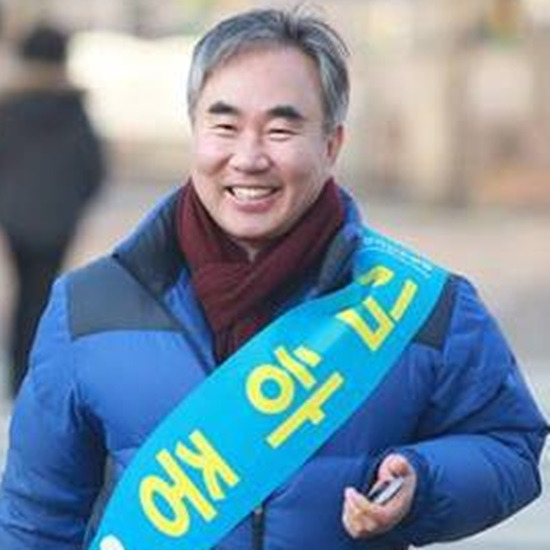 송영길 전 더불어민주당 대표가 28일 김하중 변호사를 선임했다. 선종문 변호사 선임에 이어 본격적으로 수사에 대비하는 모습이다. /더팩트 DB