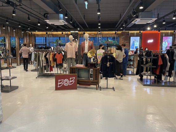 BOB 매장 전경./BOB