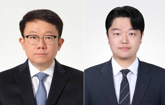 GIST 생명과학부 김용철(왼쪽) 교수와 정재훈 박사과정생. /GIST