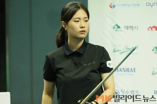 박정현이 5일 강원도 태백시 고원체육관에서 열린 ‘2023 태백산배 전국3쿠션당구대회’ 여자부 결승서 김하은을 꺾고 우승했다.