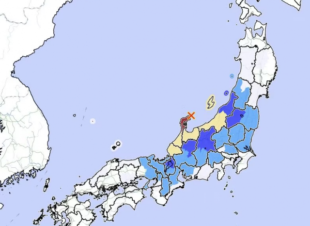 일본 이시카와현에서 5일 오후 2시 42분께 규모 6.3의 지진이 발생했다. X 표시가 지진 발생 지점이다. 연합뉴스