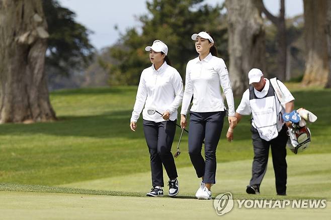 최혜진(왼쪽)과 전인지 [AFP/게티이미지=연합뉴스]