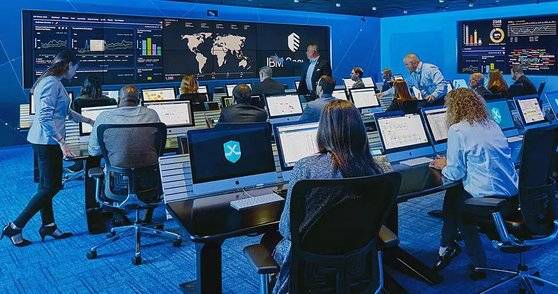 해킹하거나 해킹에 대해 방어하는 훈련을 할 수 있는 사이버보안 훈련장. IBM