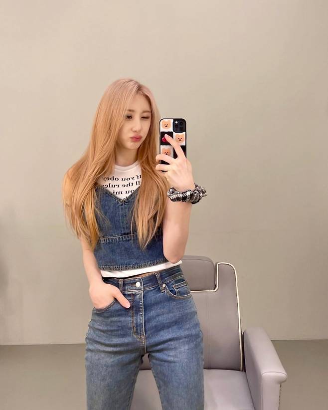 사진=이채연 인스타그램