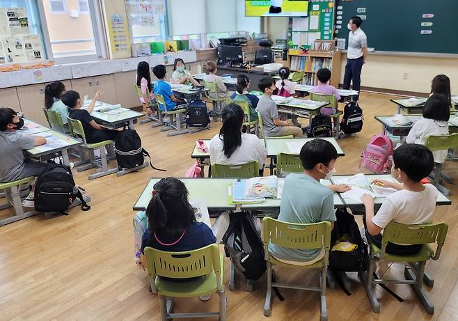 초등학교 한 교실 모습. 사진은 본문 내용과 직접적인 관련이 없음 ⓒ연합뉴스