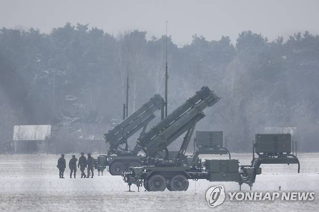 폴란드에 배치된 미국의 패트리엇 미사일 발사대 [AP 연합뉴스 자료사진. 재판매 및 DB 금지]