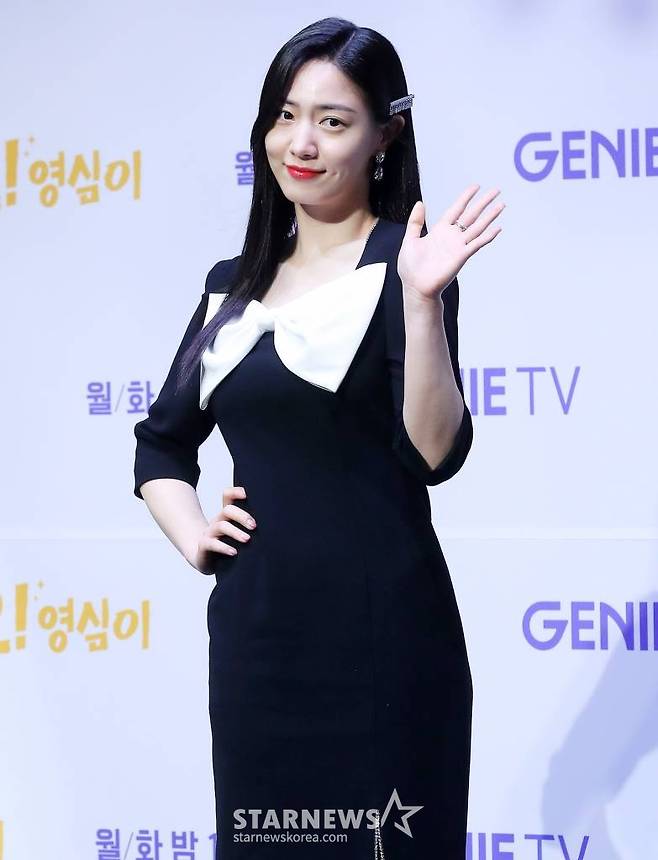 배우 정우연이 15일 오후 서울 구로구 라마다서울신도림호텔에서 진행된 지니 TV 오리지널 '오! 영심이' 제작발표회에 참석해 포즈를 취하고 있다.  '오! 영심이'는 소꿉친구에서 어른으로, 20년 만에 다시 만난 영심이와 경태가 펼치는 티격태격 로맨틱 코미디 드라마다. 2023.05.15 /사진=김창현 기자 chmt@