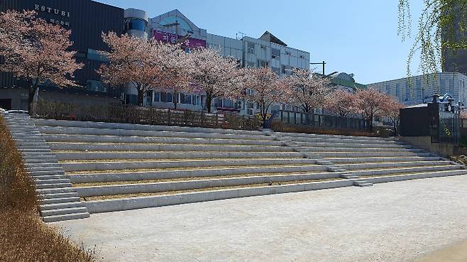 대전천 목척교 주변 새단장 모습. 대전시 제공