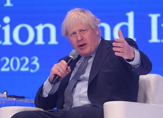 조선일보 주최 '2023 아시안 리더십 컨퍼런스'에서 보리스 존슨 전 영국총리가 '현 글로벌이슈에 대한 보리스 존슨의 통찰 세션;에서 발언을 하고 있다. 2023. 5. 17 / 장련성 기자
